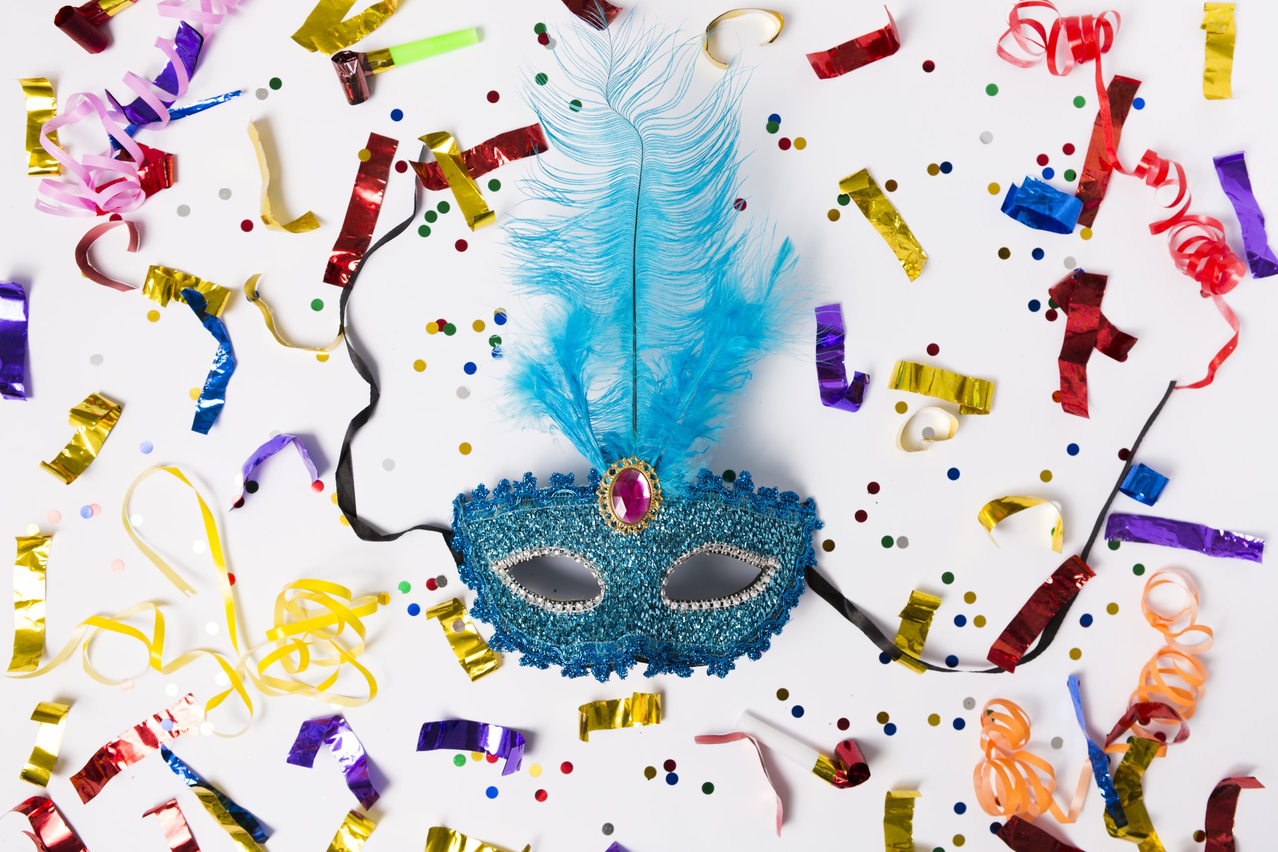 Bases para la presentación de candidaturas a Plumero de Oro y Serpentina de Plata del Carnaval 2025